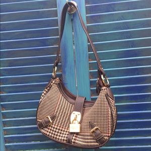 Chaps Houndstooth purse
